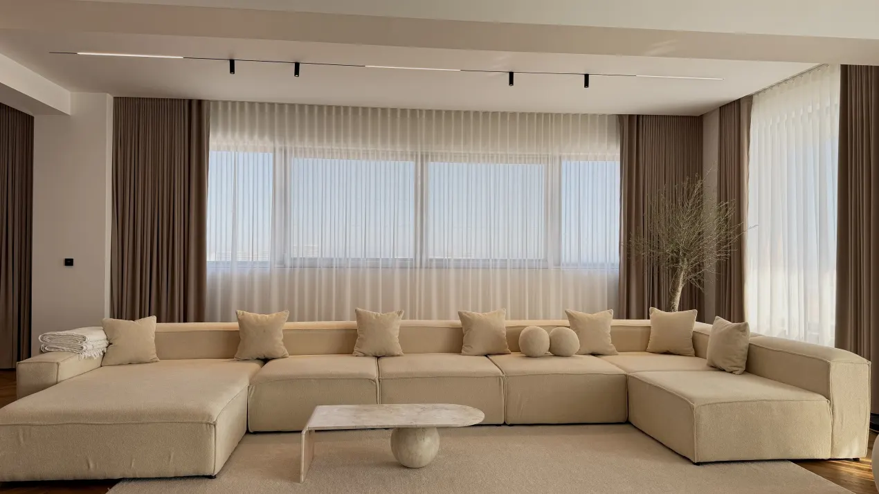 Living în penthouse-ul XENERO Residence, Mamaia Nord